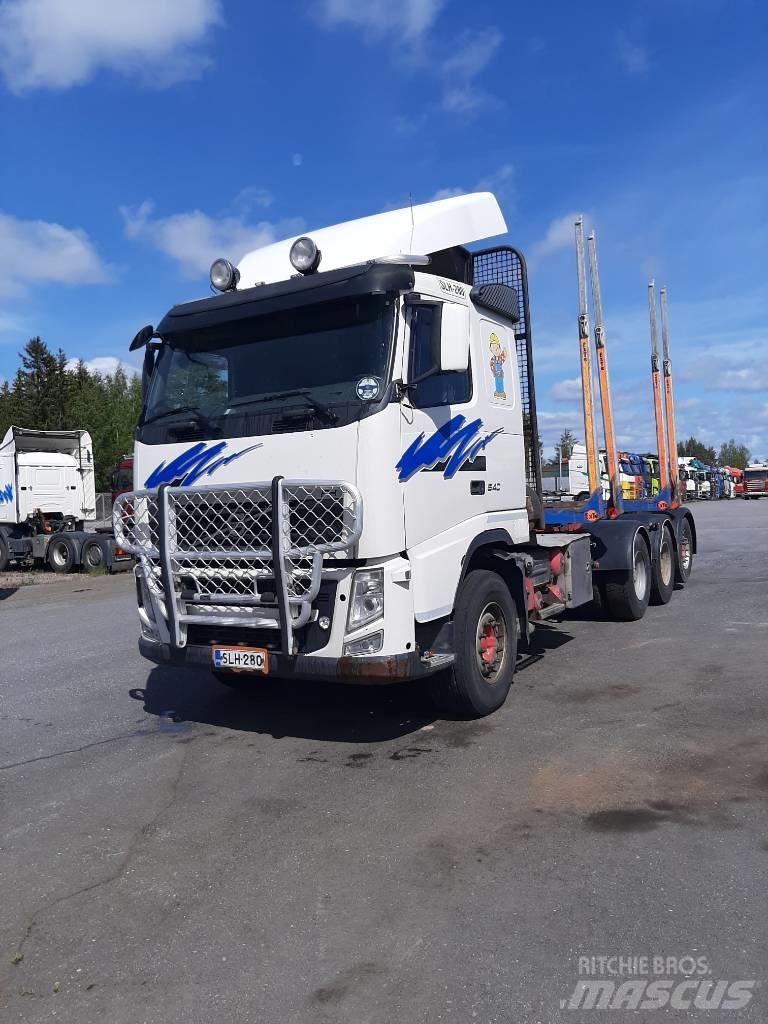 Volvo FH 13 Nákladné vozidlá na prepravu dreva