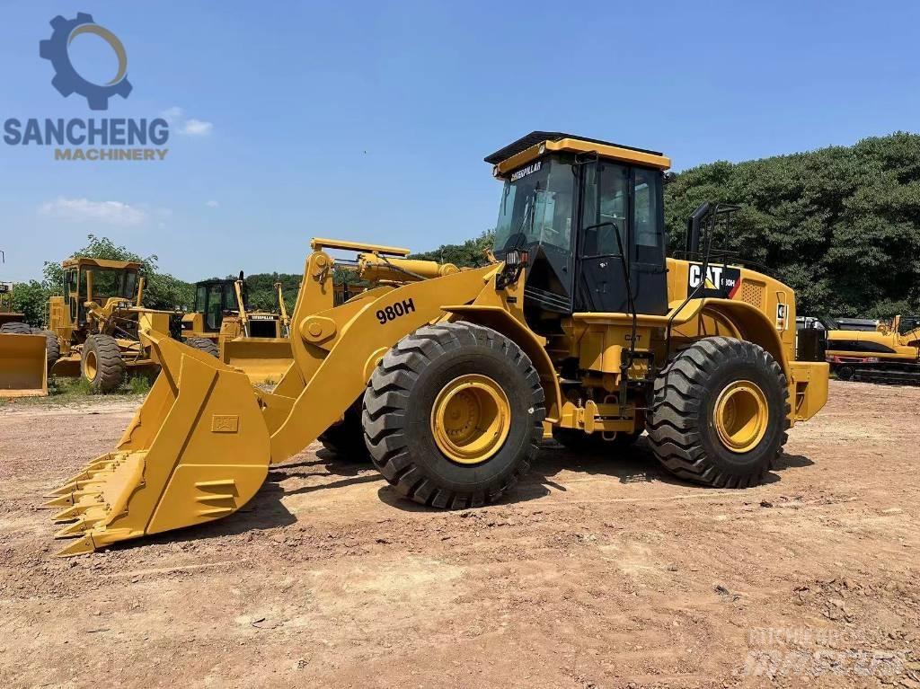 CAT 980H Kolesové nakladače