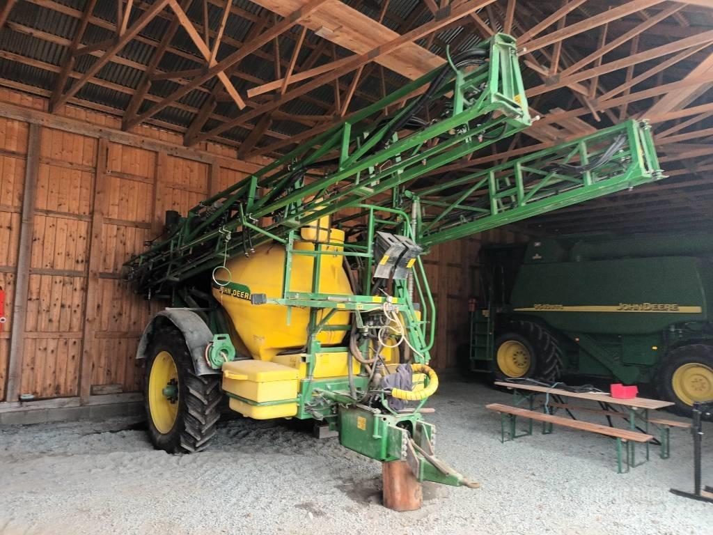 John Deere 840 Ťahané postrekovače