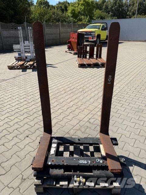 Volvo USED FORKS Vidlica