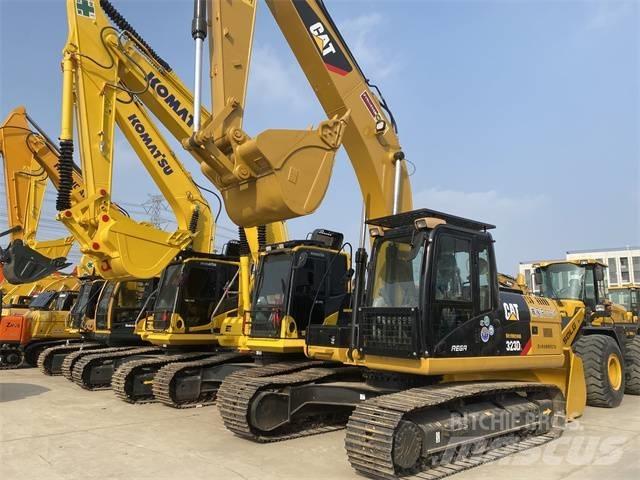 CAT 323 D L Pásové rýpadlá