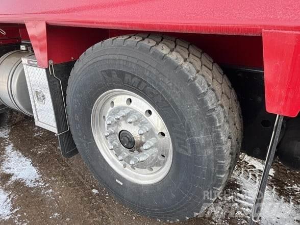 Kenworth T880 Sklápače