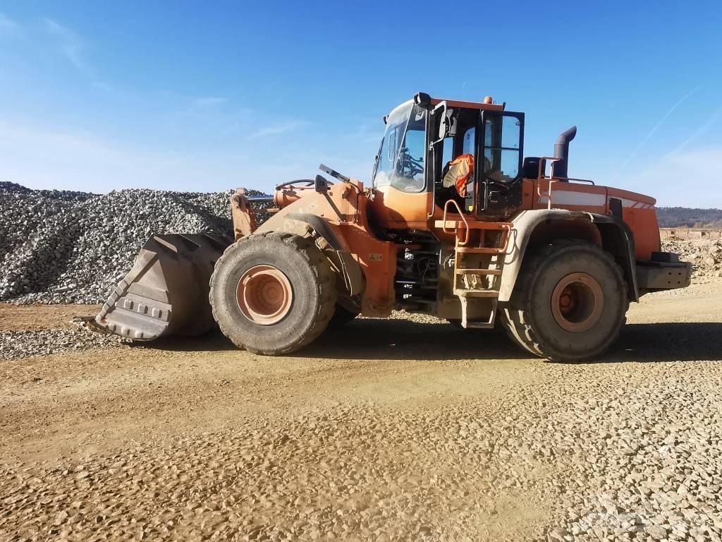 Doosan DL 400 Kolesové nakladače