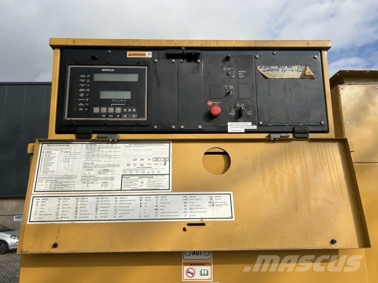 CAT 3512 - 1500 Naftové generátory