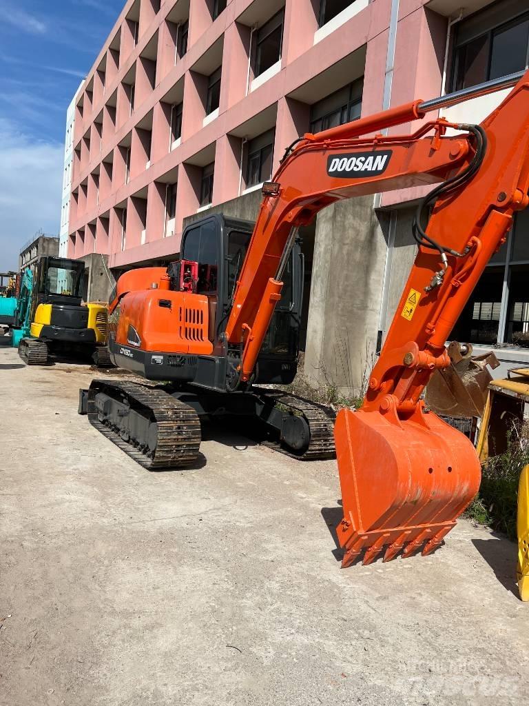 Doosan DX60 Mini rýpadlá < 7t