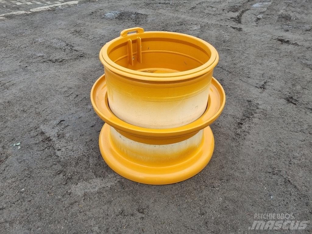 CASE 921 E rims Pneumatiky, kolesá a ráfiky