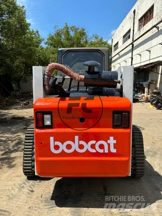 Bobcat 864 Šmykom riadené nakladače