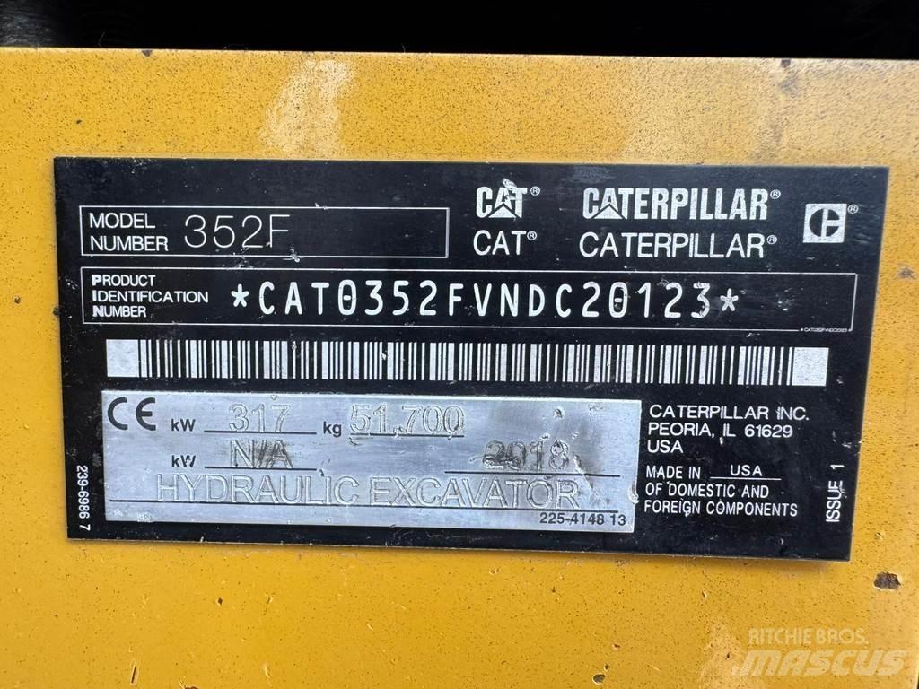 CAT 352F Špeciálne bagre