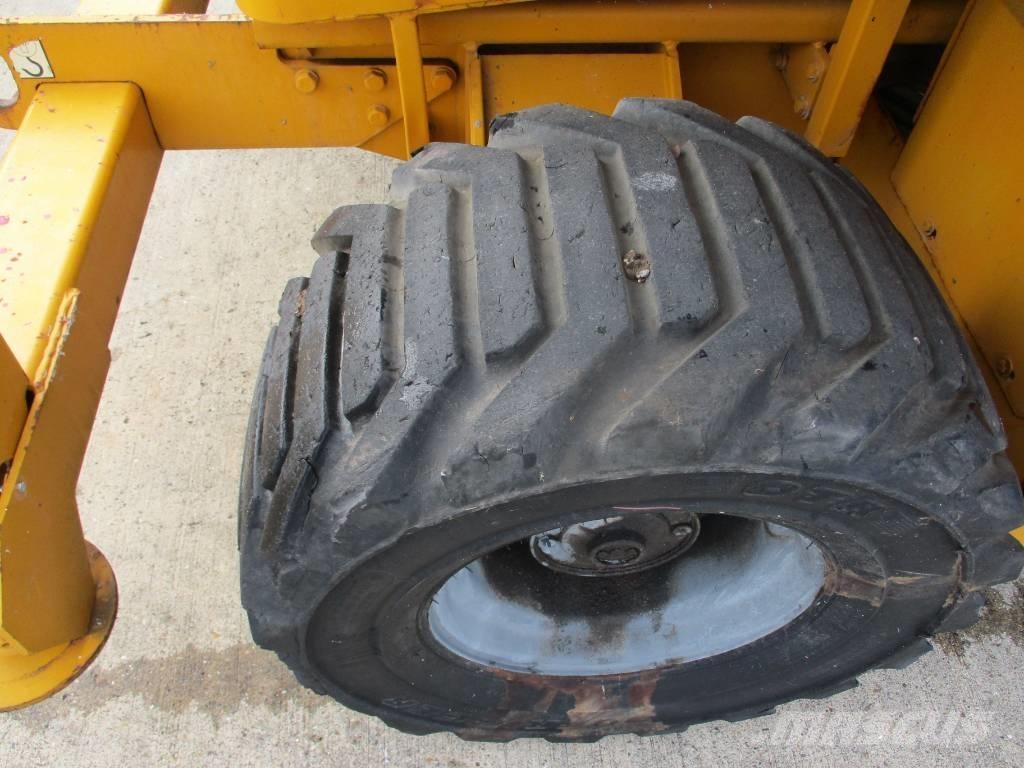 JLG 3394 RT  (535) Nožnicové zdvíhacie plošiny