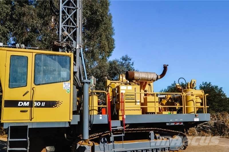Atlas Copco DM30 Povrchové vrtné súpravy