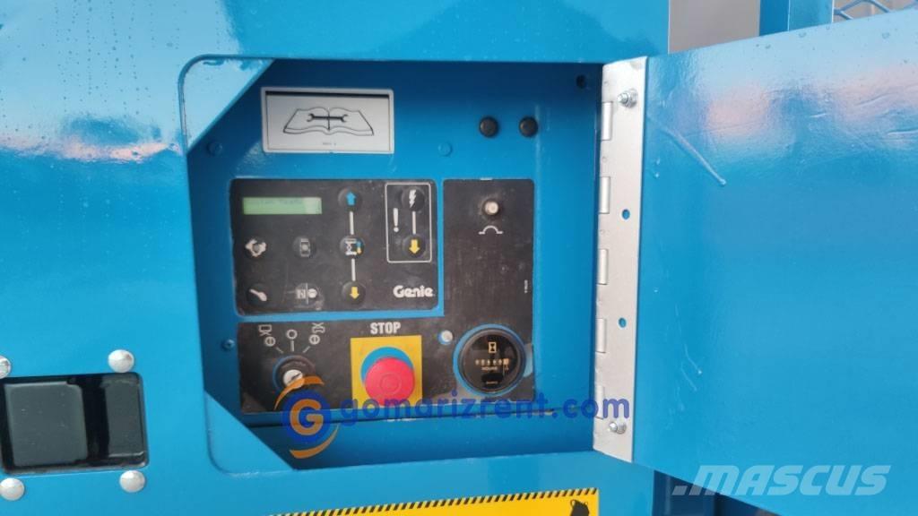 Genie GS 5390 Nožnicové zdvíhacie plošiny
