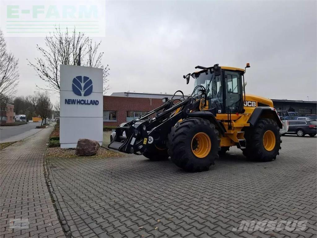 JCB 427 agri Mini rýpadlá < 7t