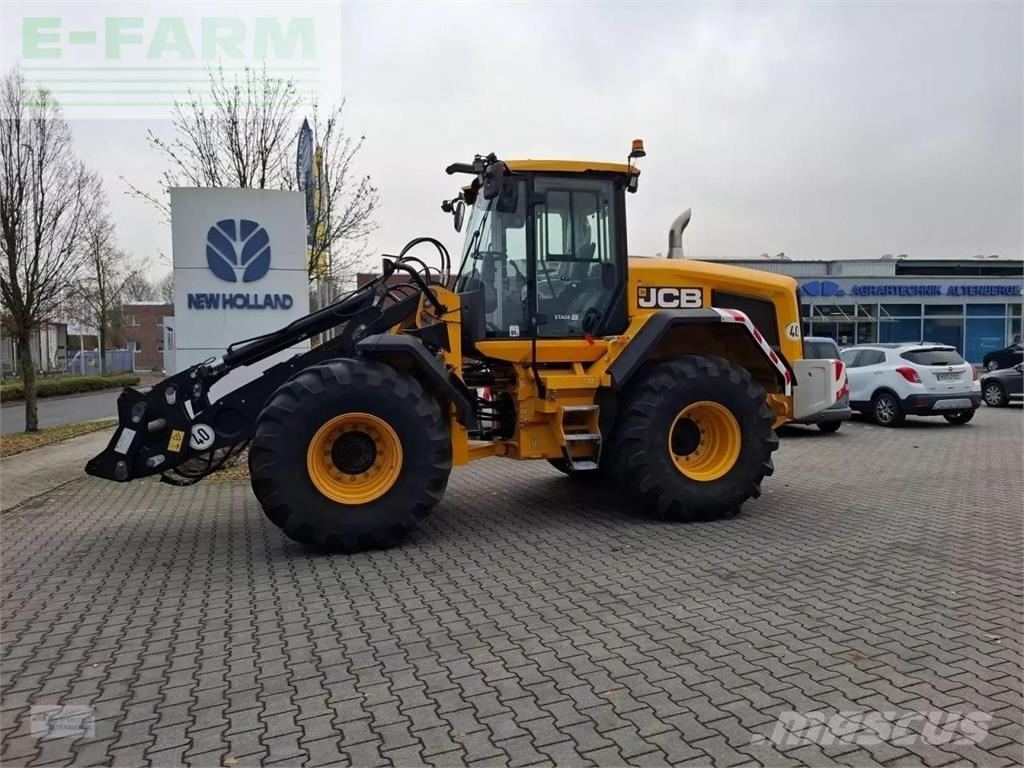 JCB 427 agri Mini rýpadlá < 7t