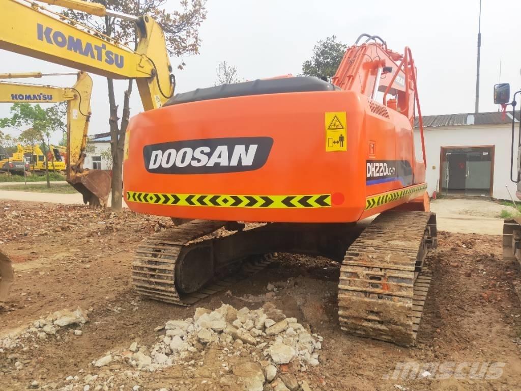 Doosan DH220LC-7 Pásové rýpadlá