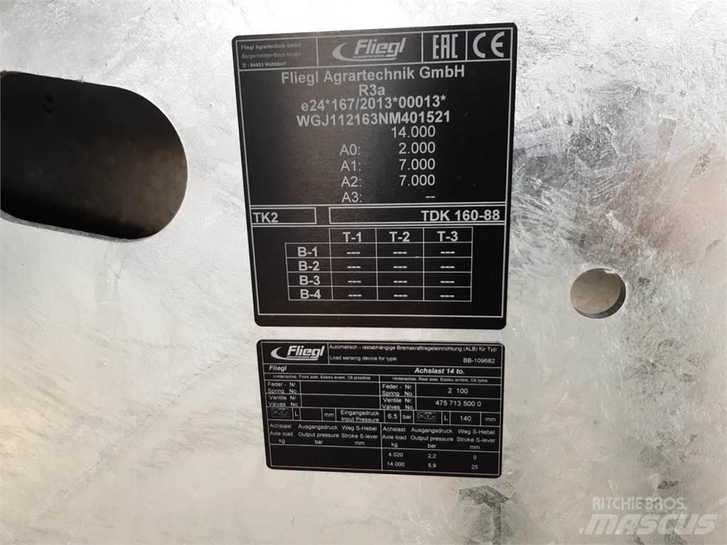 Fliegl TDK 160-88 Vyklápacie prívesy