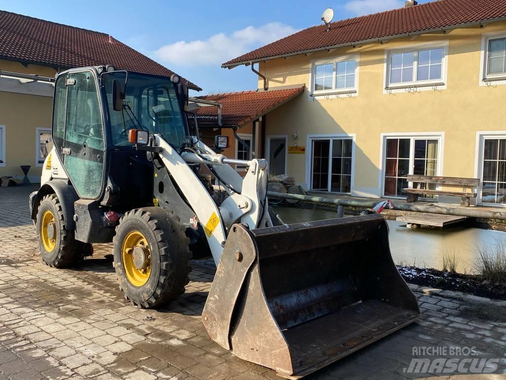 Komatsu WA 70-7 Kolesové nakladače