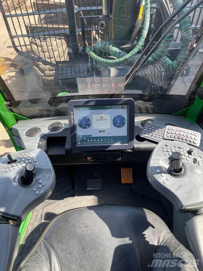 John Deere 1910G Lesné traktory