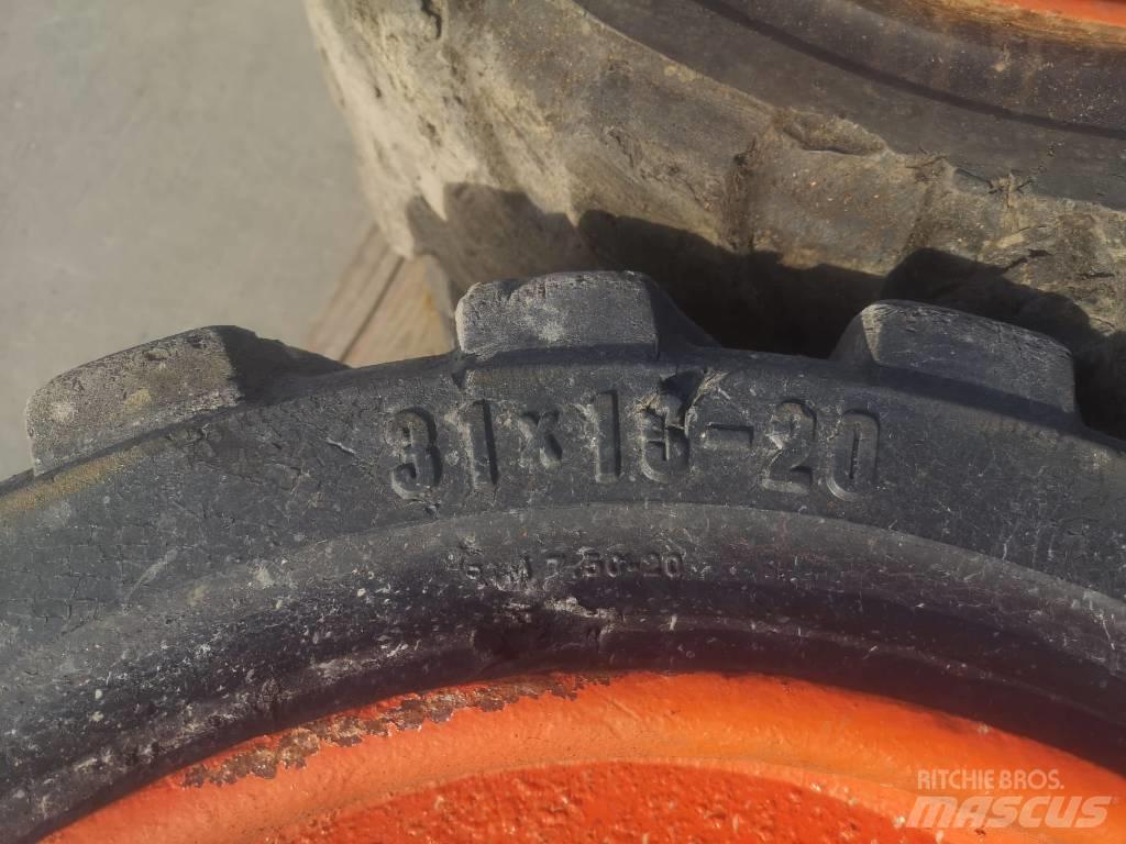 Trelleborg 31x10-20 Pneumatiky, kolesá a ráfiky