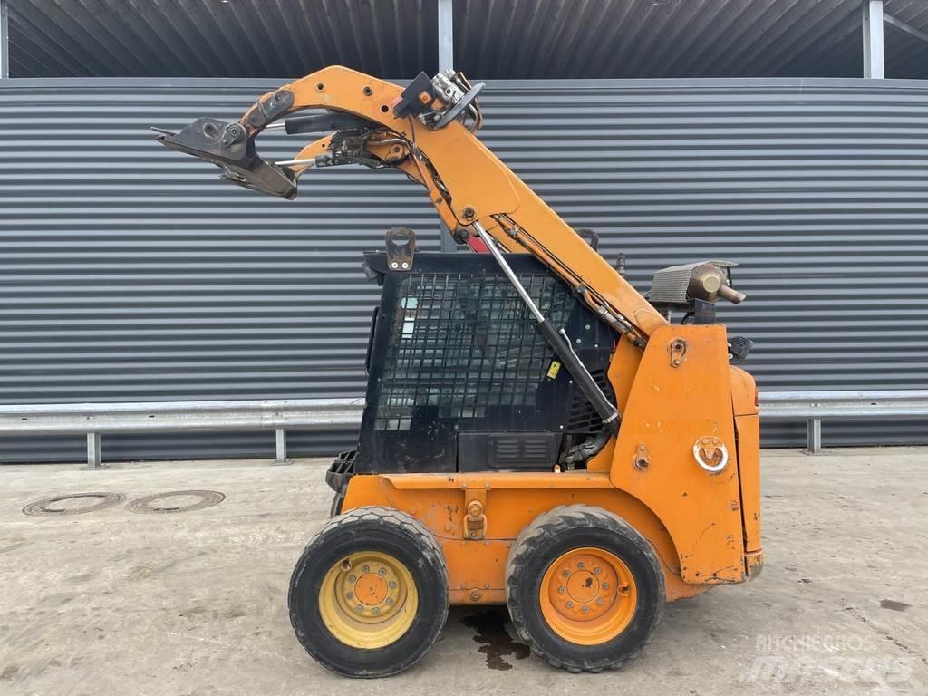 CAT 226B Skiddery