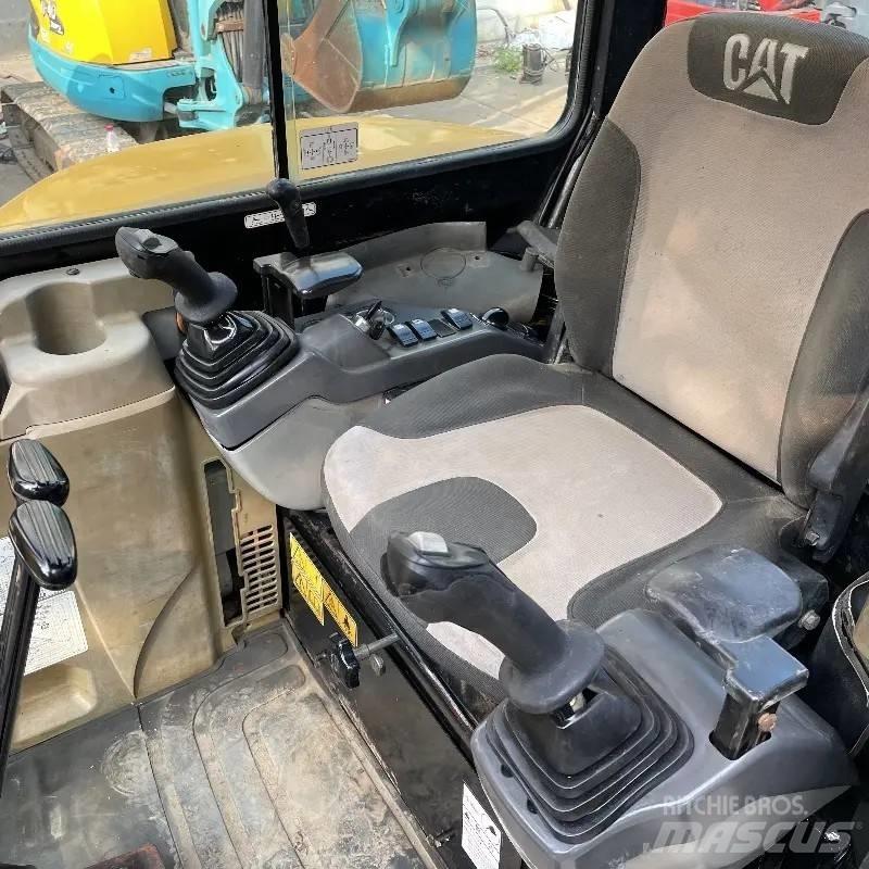 CAT 303.5 C CR Mini rýpadlá < 7t