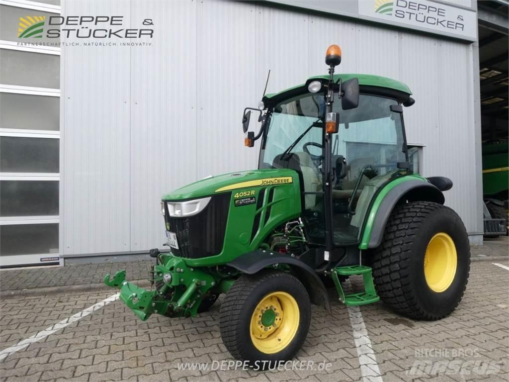 John Deere 4052R Kompaktné traktory