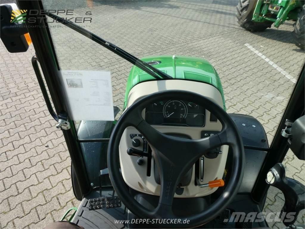 John Deere 4052R Kompaktné traktory
