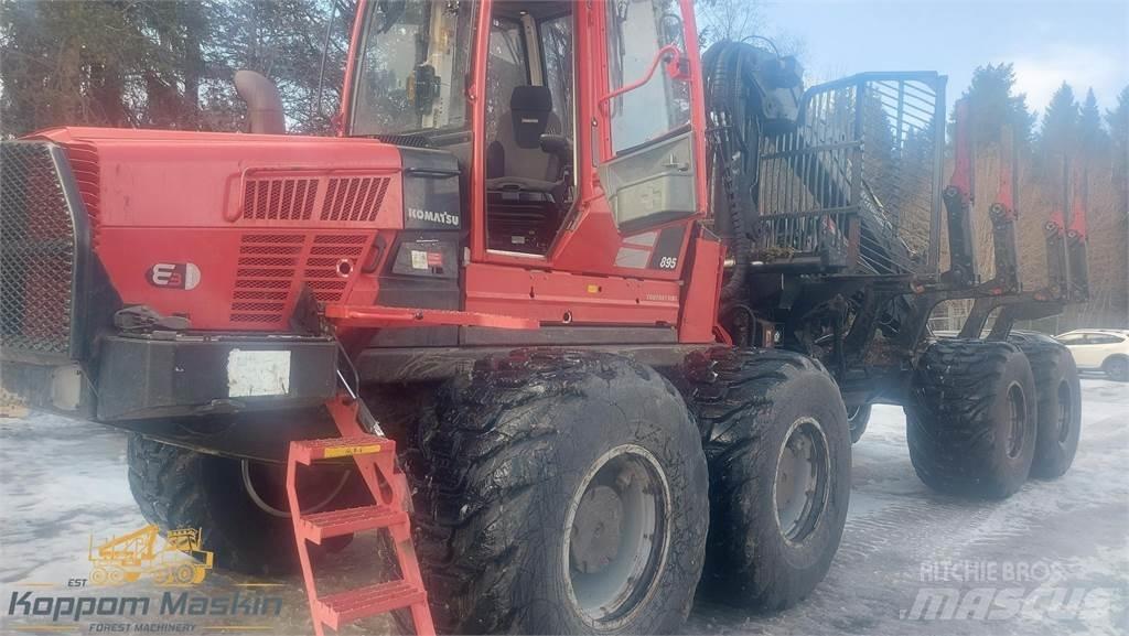 Komatsu 895 Lesné traktory