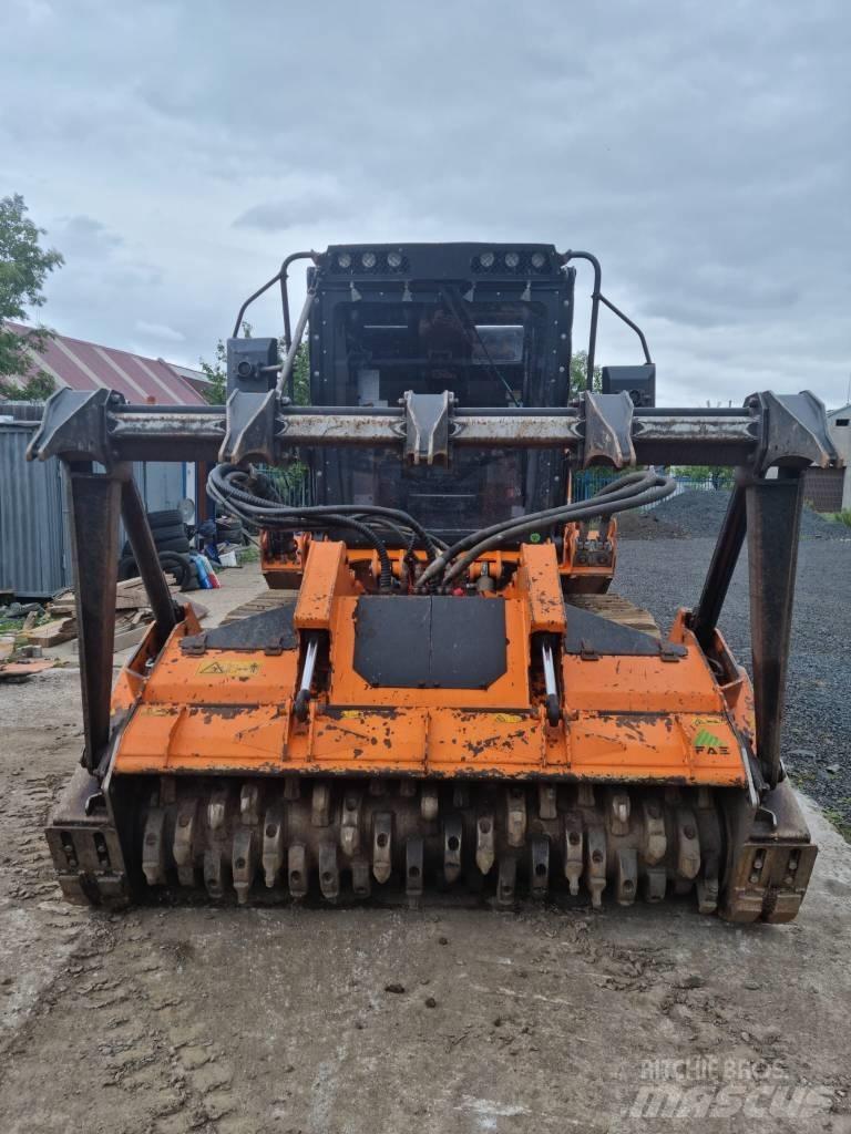 FAE PT-300 Lesné traktory