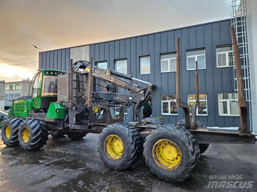 John Deere 1510 E Lesné traktory