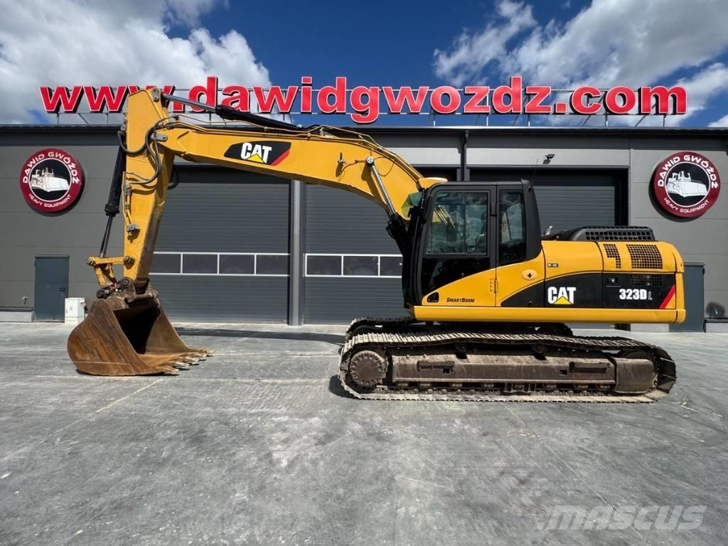 CAT 323 D Pásové rýpadlá