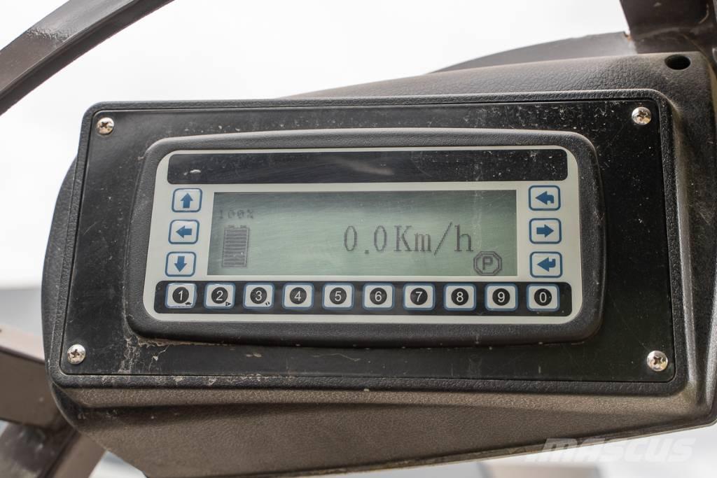 Manitou ME 435 Akumulátorové vozíky