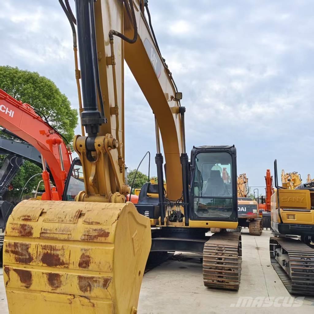 CAT 315D2 Midi rýpadlá 7 t - 12 t