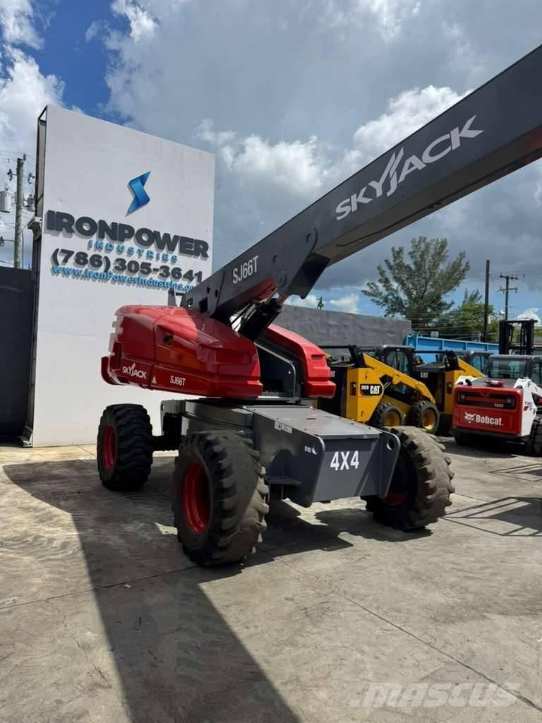 SkyJack SJ 66 T Kĺbové plošiny