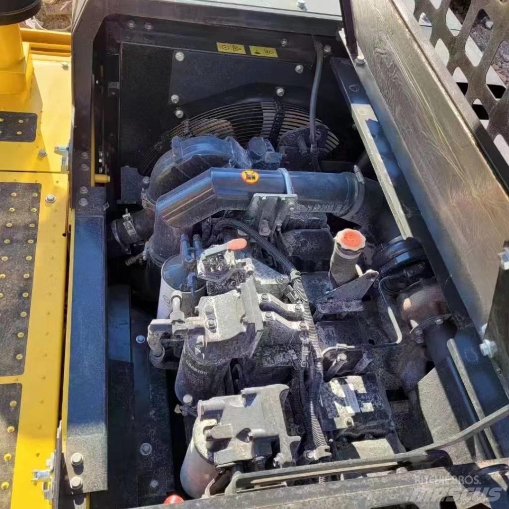 Komatsu PC 450 Pásové rýpadlá