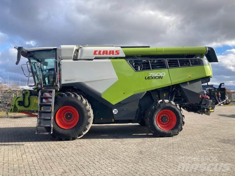 CLAAS LEXION 7500 Kombinované zberacie stroje