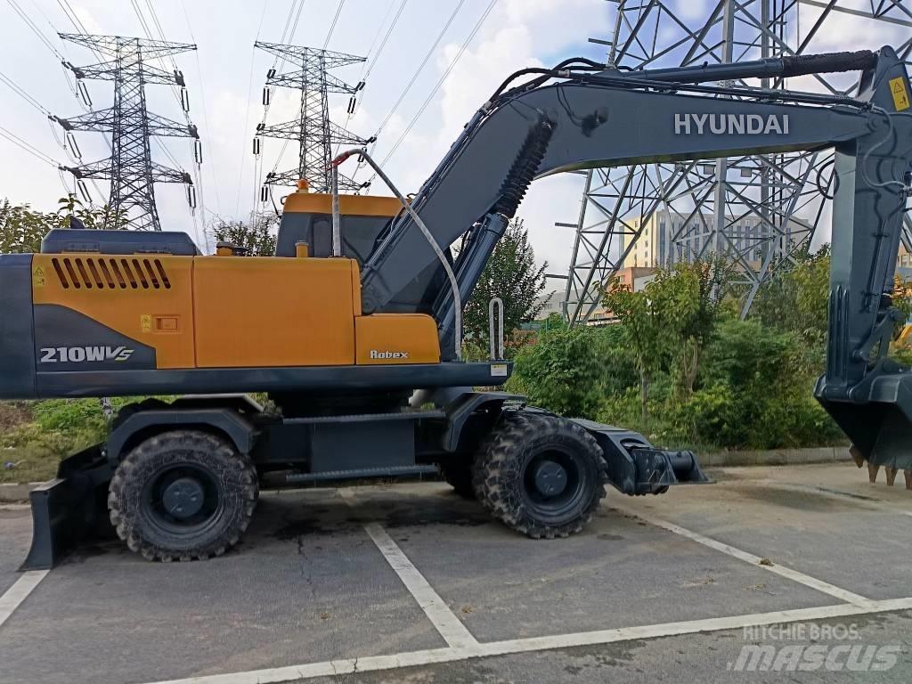 Hyundai R210W Kolesové rýpadlá