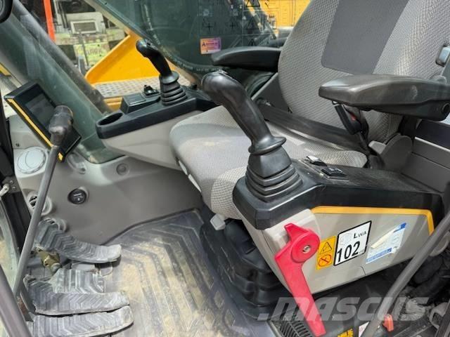 Volvo EC 220 Pásové rýpadlá