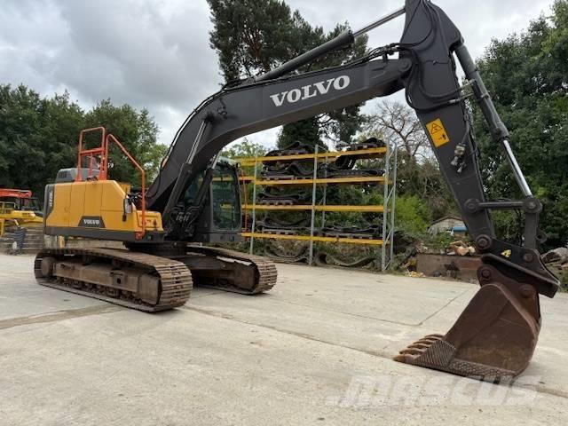 Volvo EC 220 Pásové rýpadlá