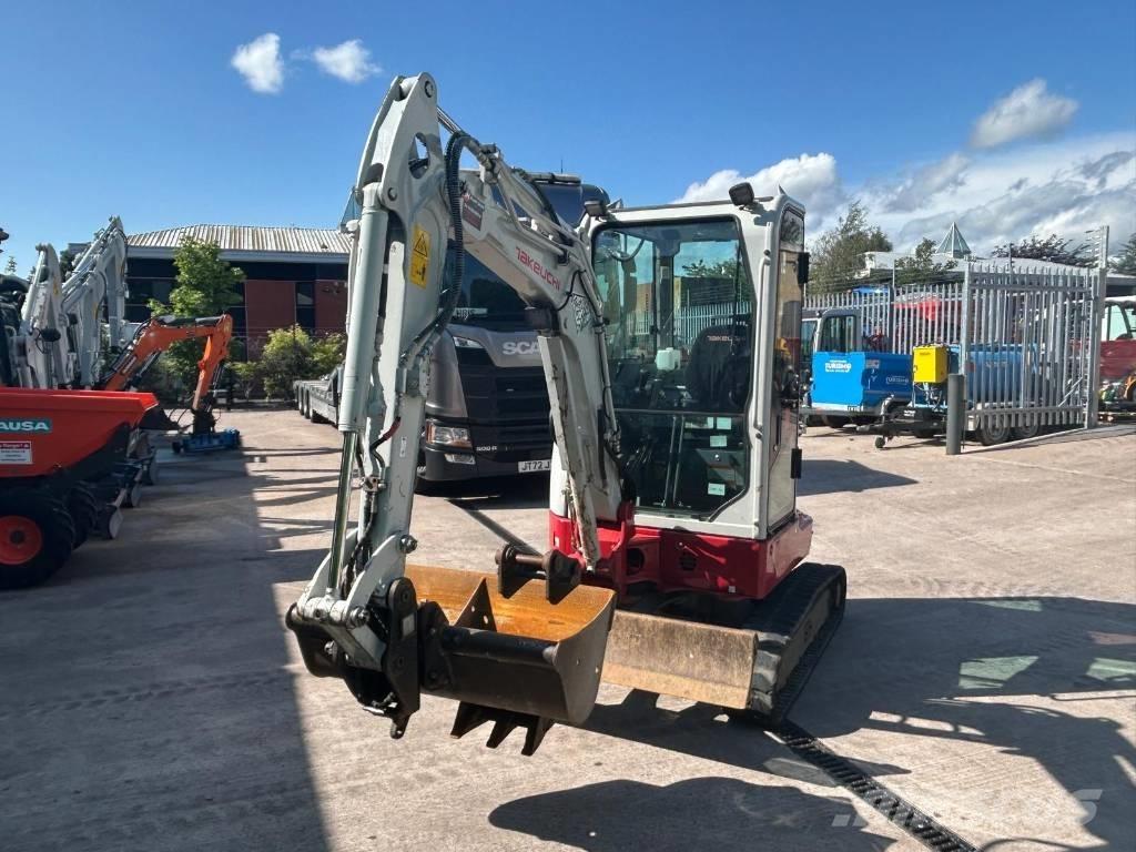 Takeuchi TB 325 R Mini rýpadlá < 7t
