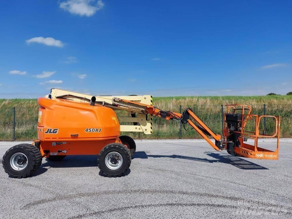 JLG 450 AJ Kĺbové plošiny