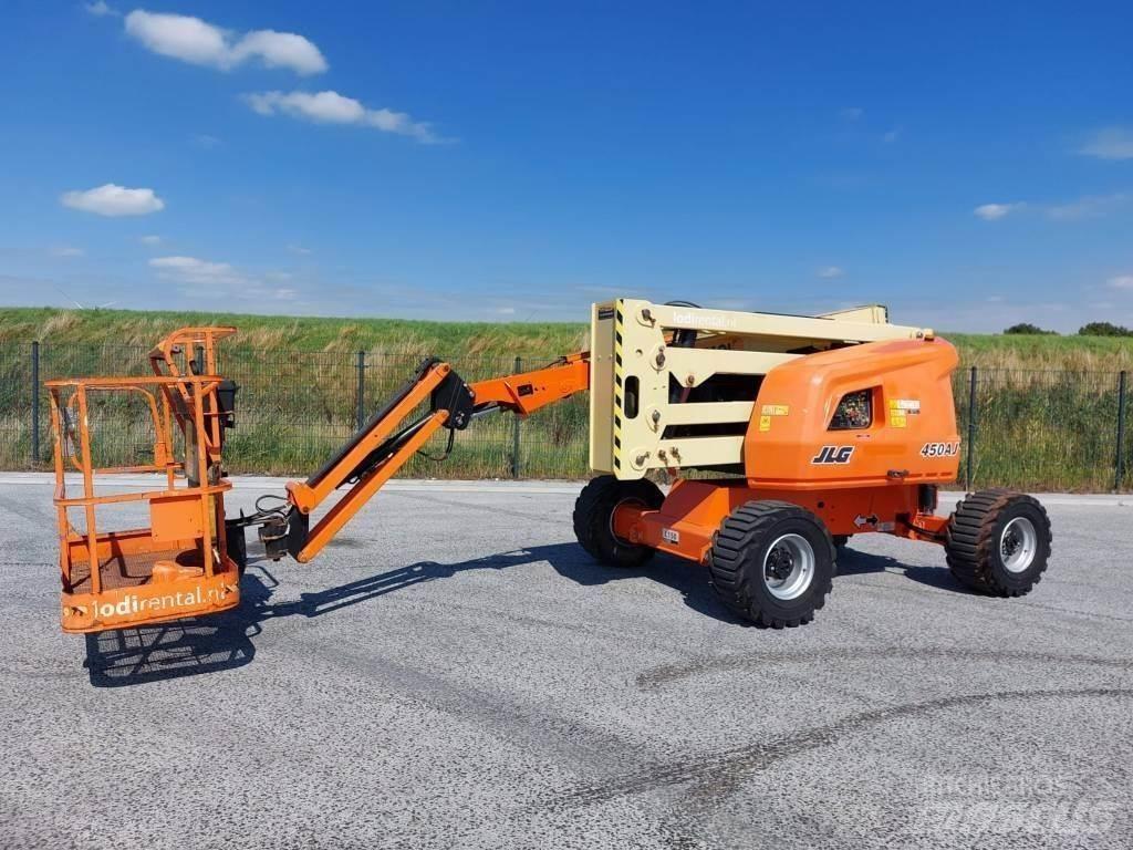 JLG 450 AJ Kĺbové plošiny