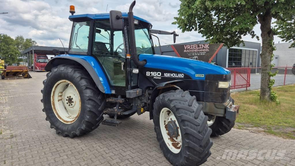 New Holland 8160 RC Traktory