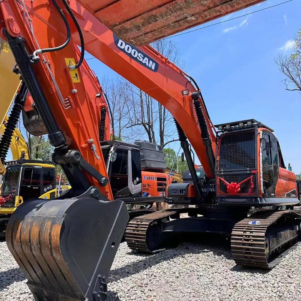 Doosan DX 225 LC Pásové rýpadlá