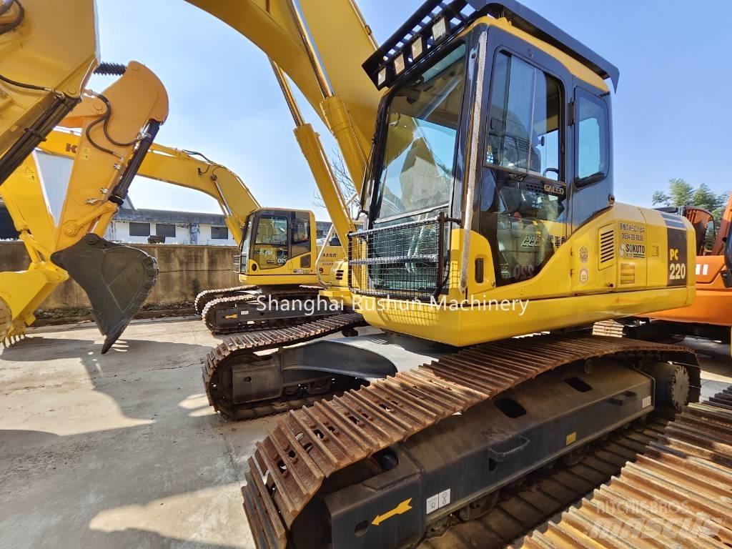 Komatsu PC220-7 Pásové rýpadlá