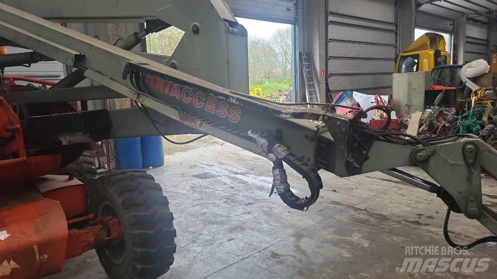 Manitou 165 ATJ Kĺbové plošiny