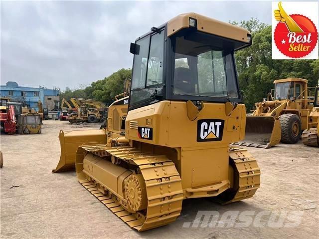 CAT D 5 K Pásové dozéry