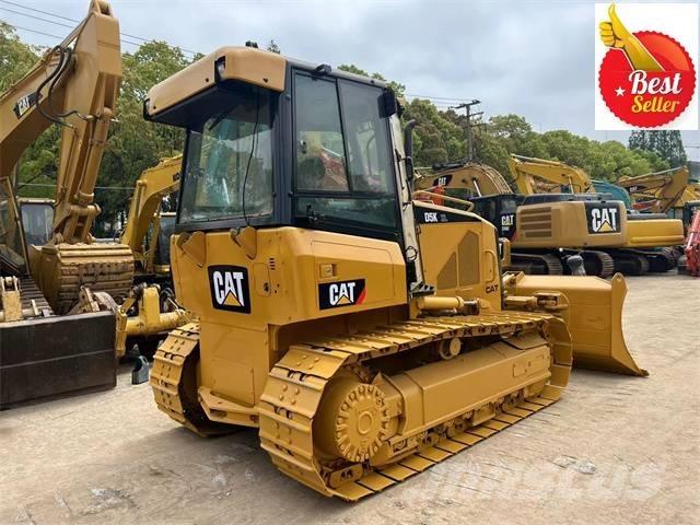 CAT D 5 K Pásové dozéry
