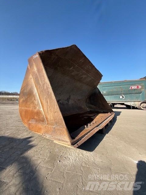 Doosan DL 400 Lopaty