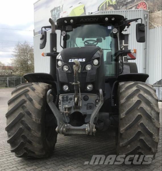 CLAAS AXION 830 Traktory