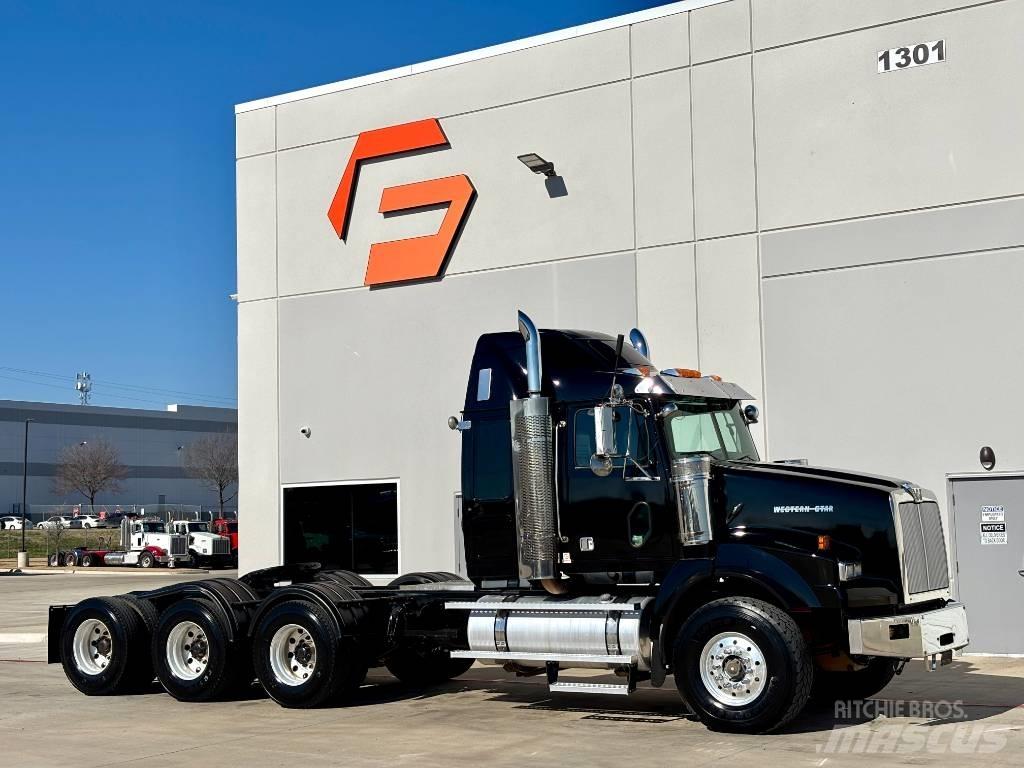 Western Star 4900 FA Ťahače
